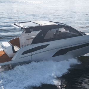 380 Bowrider